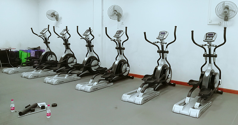 康乐佳K9.5BW椭圆机